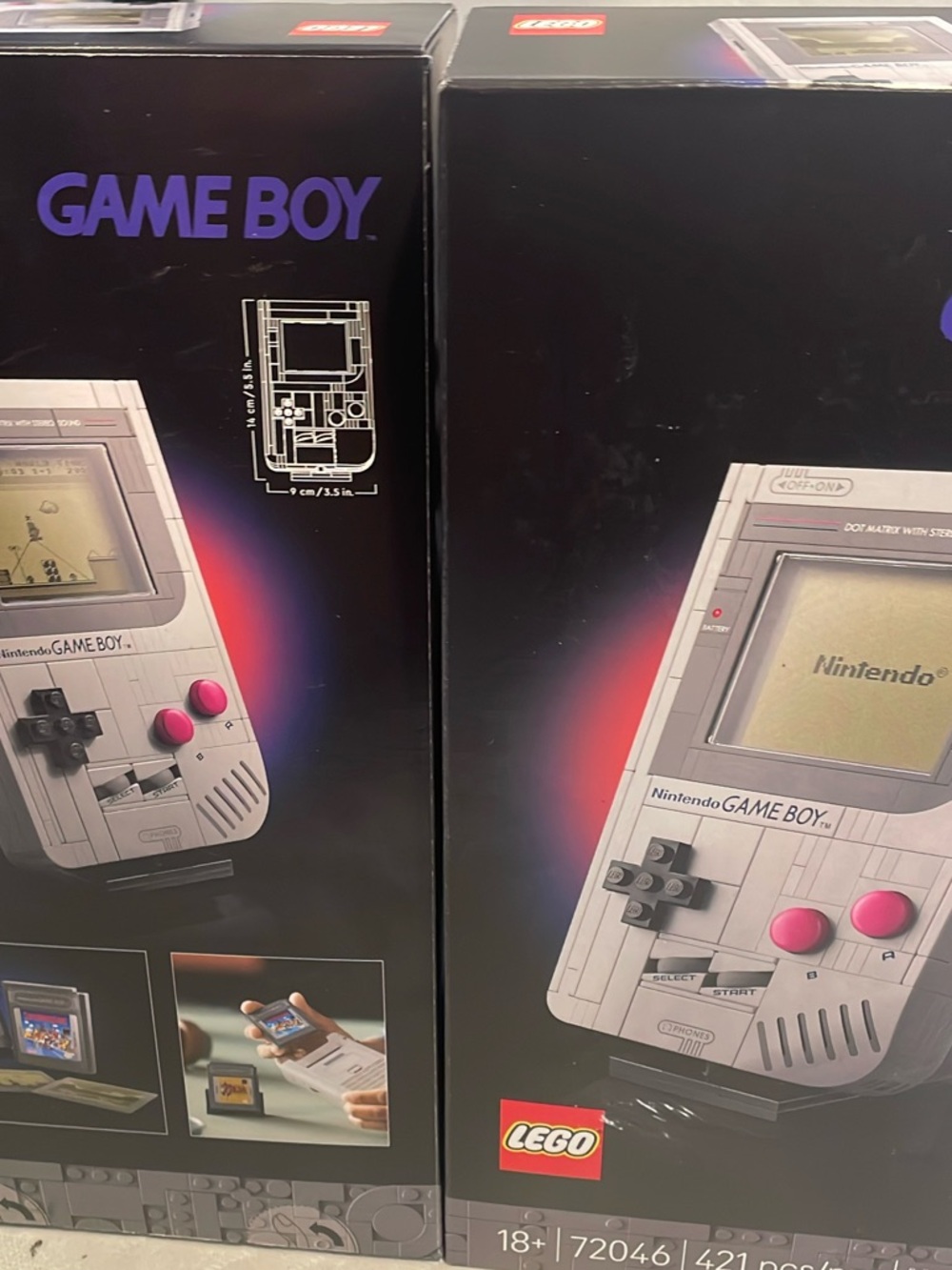 LEGO Game Boy Replica in Light Gray with Pink Buttons